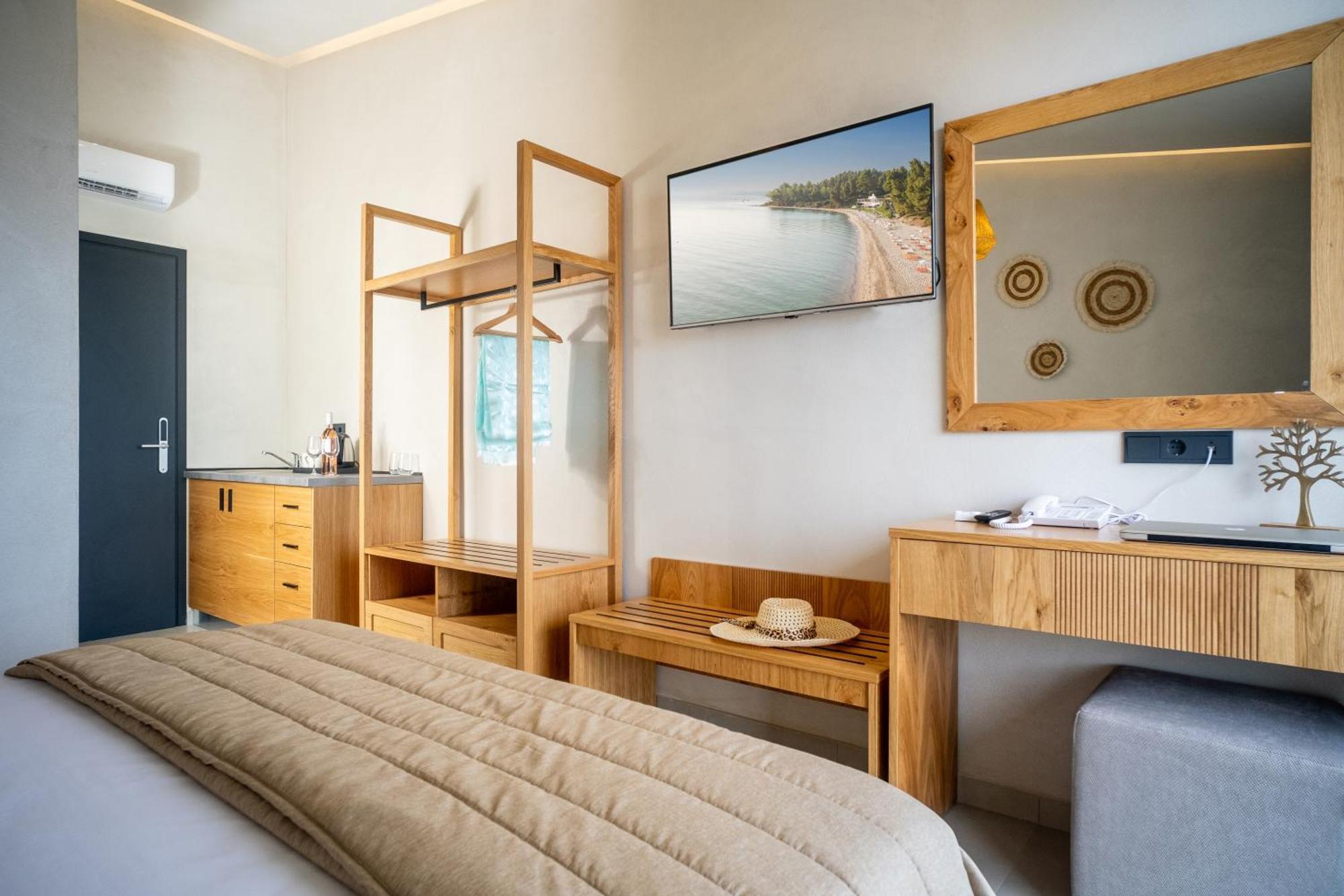 Luminous Luxury Living Aparthotel Kallithea  Kültér fotó