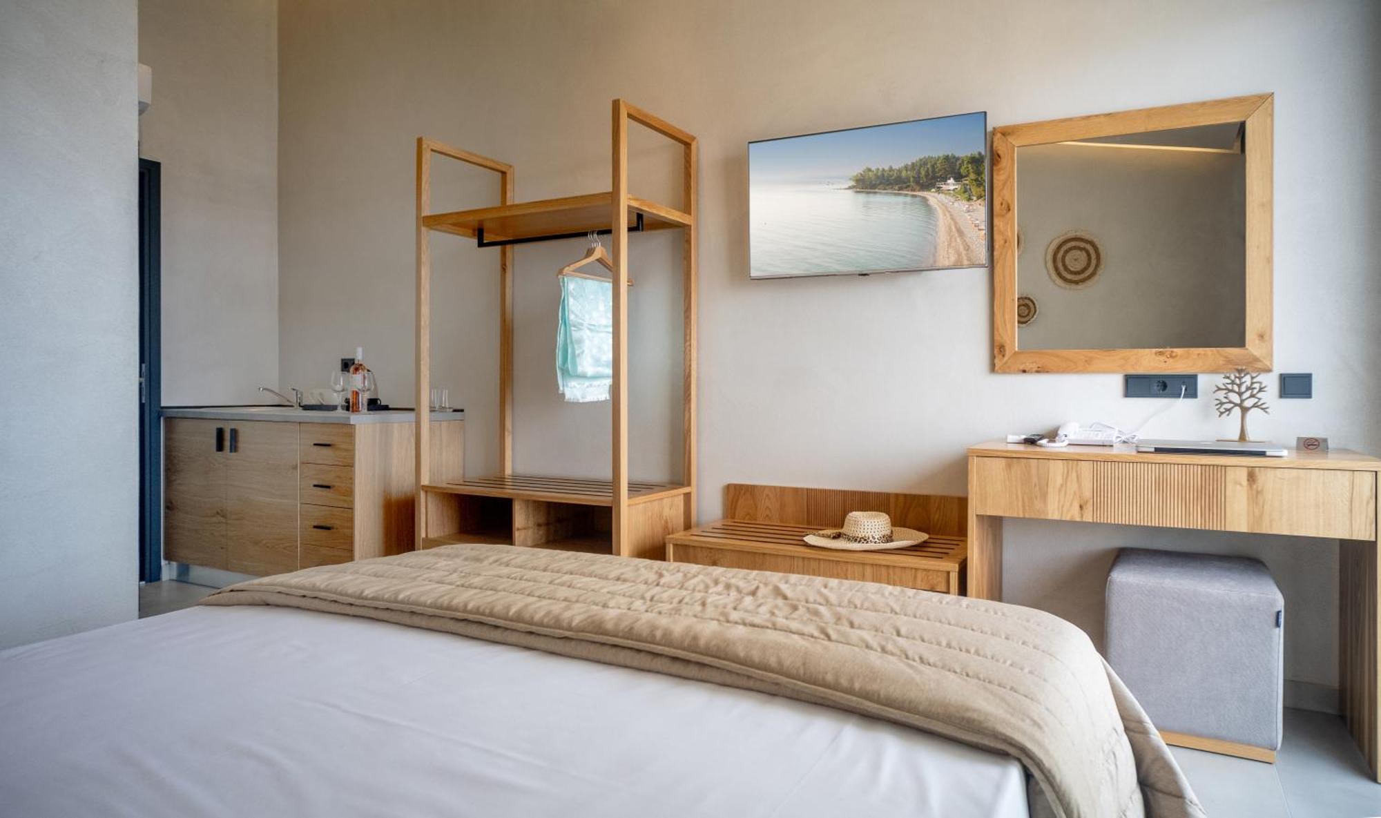 Luminous Luxury Living Aparthotel Kallithea  Kültér fotó