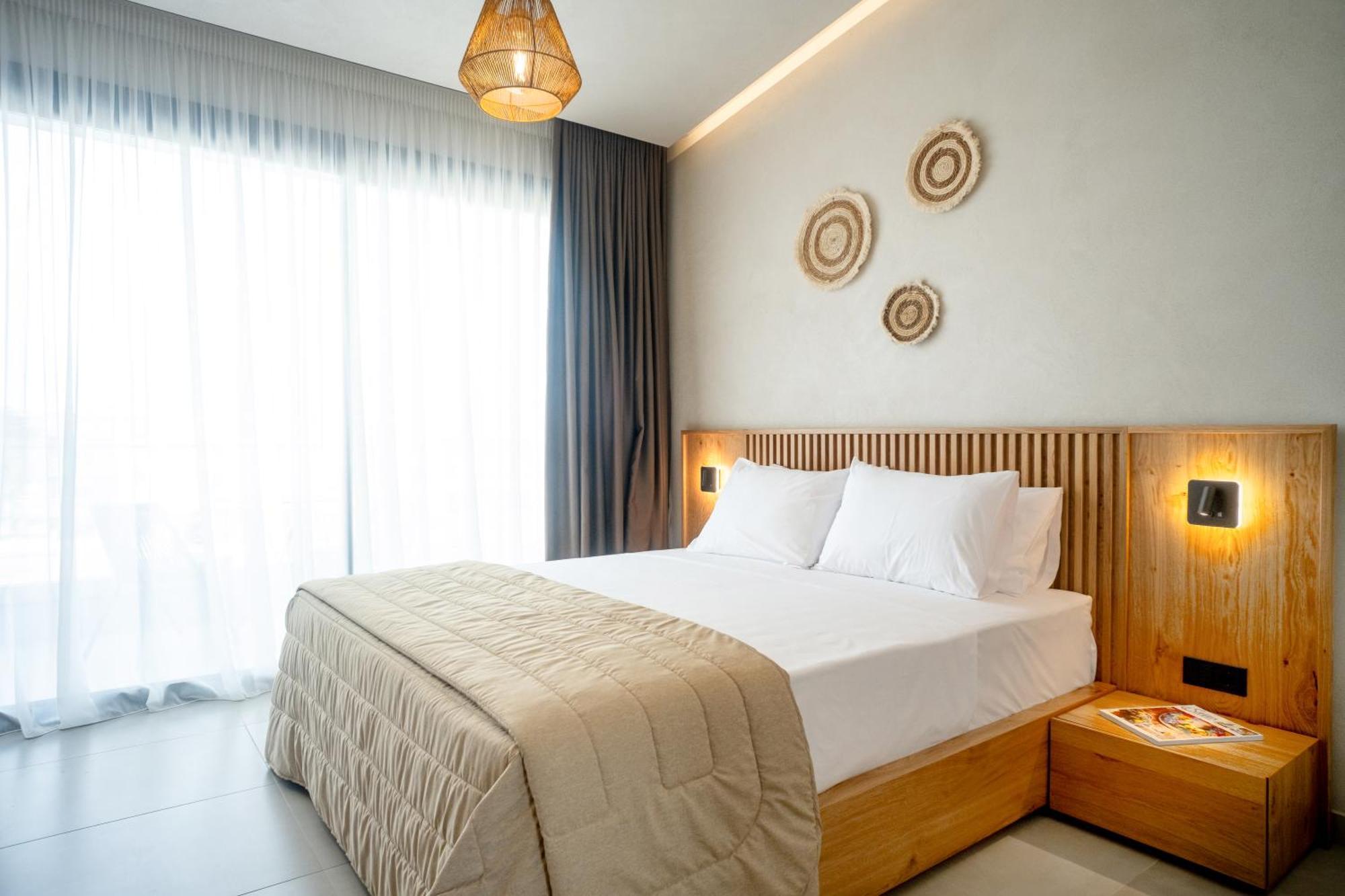 Luminous Luxury Living Aparthotel Kallithea  Kültér fotó