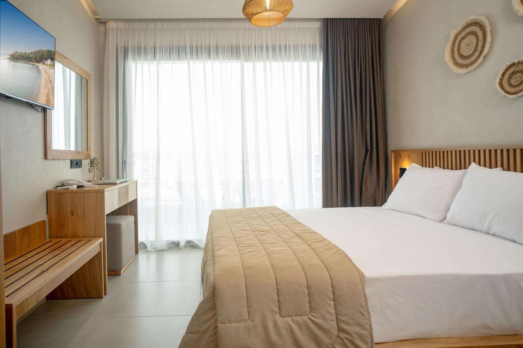 Luminous Luxury Living Aparthotel Kallithea  Kültér fotó