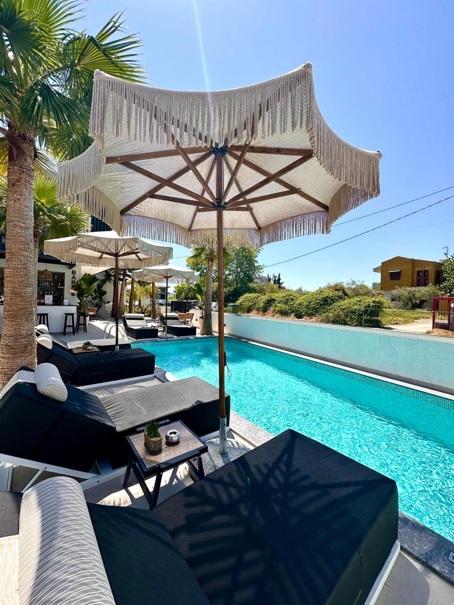Luminous Luxury Living Aparthotel Kallithea  Kültér fotó